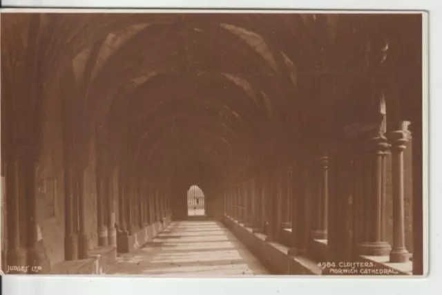 Norwich, Norfolk -  The Cathedral  Cloisters B&W  Postcard