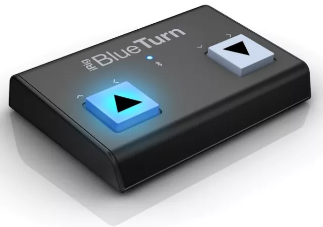 IK Multimedia iRig BlueTurn Gira Pagine Bluetooth