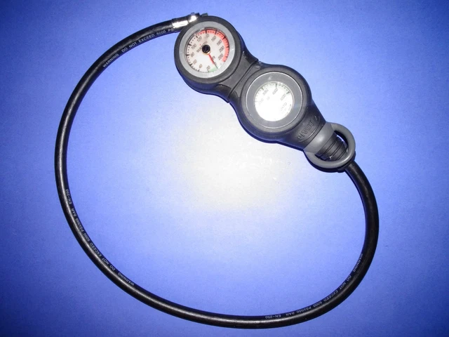Suunto SM-36 2in 5000 PSI Pressure Gauge, SM-16 220ft Depth Gauge, Pivot 2 Boot