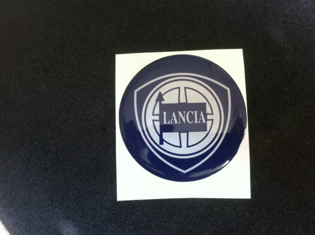 1 Adesivo Resinato Sticker 3D  10 mm Lancia blu old