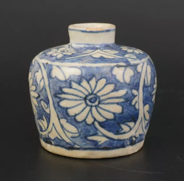 Antique Chinese Blue and White Porcelain 'Lotus' Vase Washer Pot 16th C MING