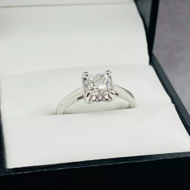 18ct White Gold Princess & Round Brilliant Cut Diamond Ring Preloved VAL $5400