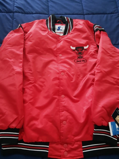 STARTER NBA Chicago Bulls Men's The Enforcer Retro Satin Jacket
