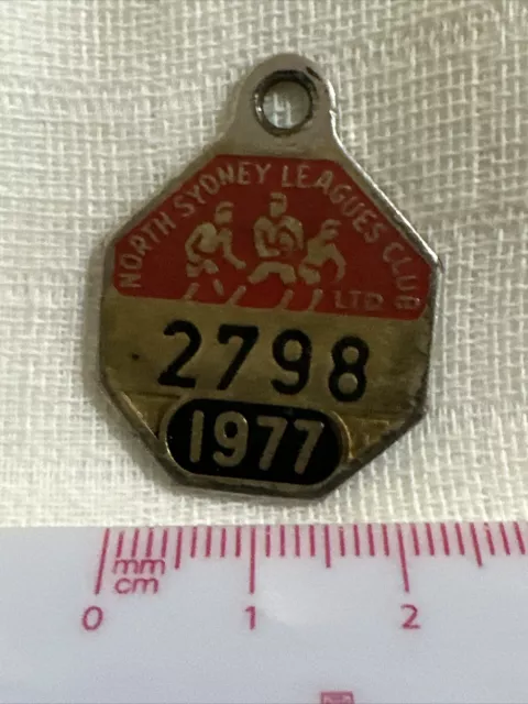 Vintage Enamel North Sydney Leagues Club Ltd 1977 Badge