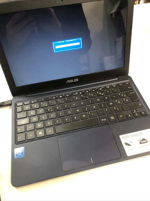 PC Portable Asus X205Ta - En Parfait état Physique, Mais Mot De Passe Oublié, Pour Pièces/réparation