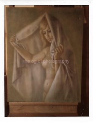 1960s 1970s ORIGINAL FOUND PHOTOGRAPH OF A PAINTING Young Woman VINTAGE 04 42 E