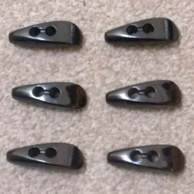 PALANCAS DE PLÁSTICO NEGRO BRILLANTE 11⁄2"" 4 cm LARGO 2 AGUJEROS