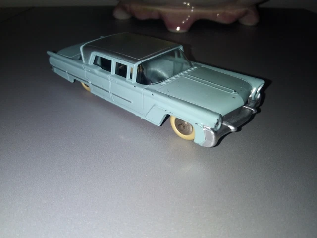 Dinky Toys Lincoln Première - 532 | Dinky Toys France