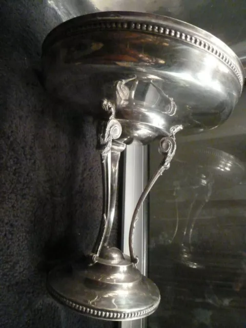 Coupe tripode directoire en métal argenté et  coupelle en cristal taillé