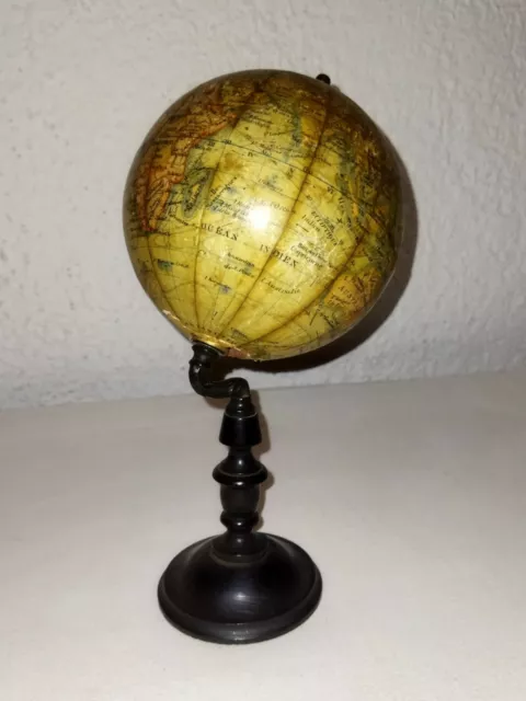 GLOBE TERRESTRE MAPPEMONDE OLD SMALL EARTH GLOBE, WORLD MAP XIX COLLECTION 20cms