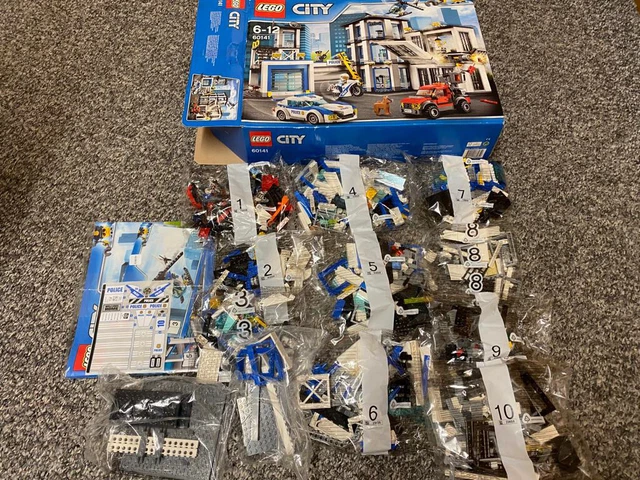 LEGO CITY: POLICE Station 60141 Retired Set Sealed New Bags £94.99 ...