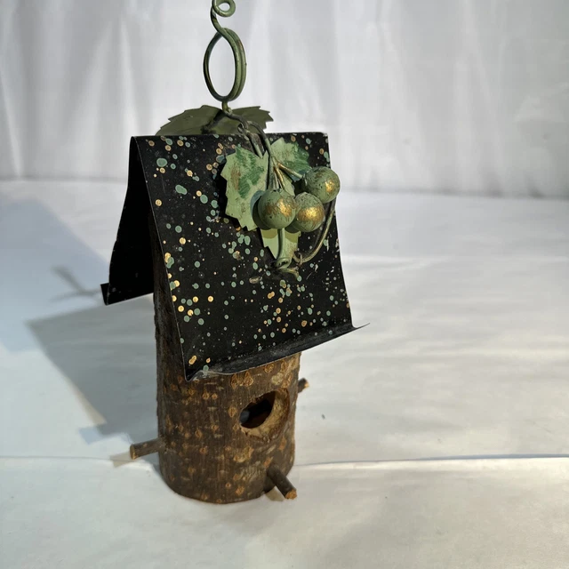 Country Home Hand Crafted Bird House. Metal Wood 8”