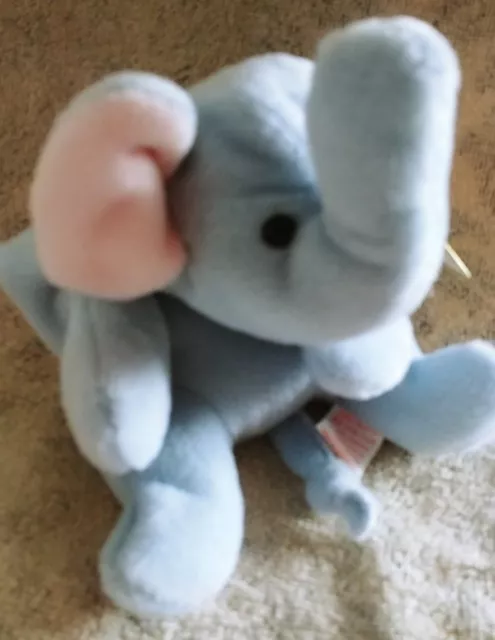 'Peanut' light blueTy Beanie Baby Retired With Errors PVC