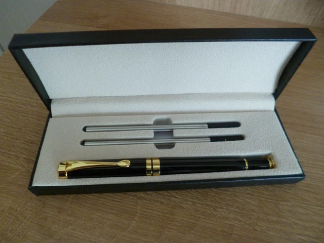 Pen Set Refill fitted + 2 Extra Refills in box - Black/Gold Pen - Black Ink