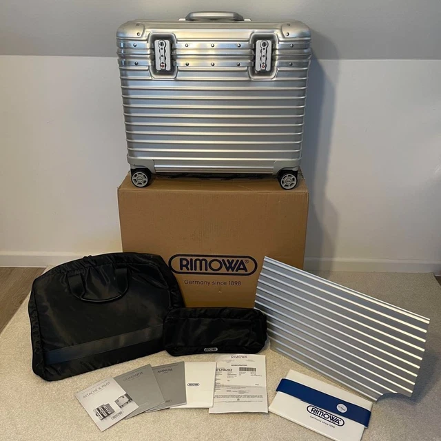 【RIMOWA】ORIGINAL PILOT SILVER 92551004 Original Pilot Case | Small Carry-On Suitcase | Silver | RIMOWA