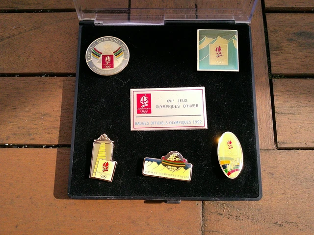 Lot De 10 Pins JO Atlanta 1996 Hommage JO Moscou 1980 41 Mm Fabriqués En France