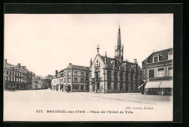 CPA Breteuil-sur-Iton, Place de l'Hôtel de Ville 1915