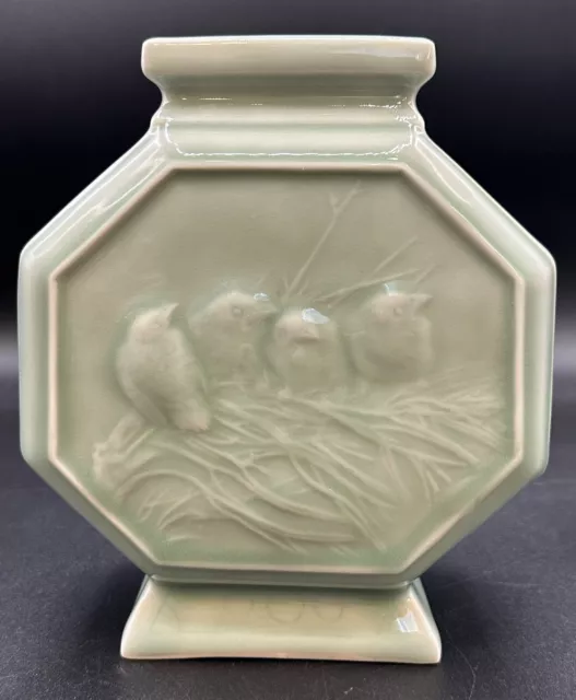 VTG Glazed Porcelain Celadon Chinese Hexagon Vase Birds & on reverse Ducks