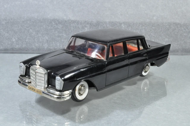 Jouet Ancien Mercedes C111 Rollet - Plastique Filoguidé Joustra - France Années 70 (Très Bel état)