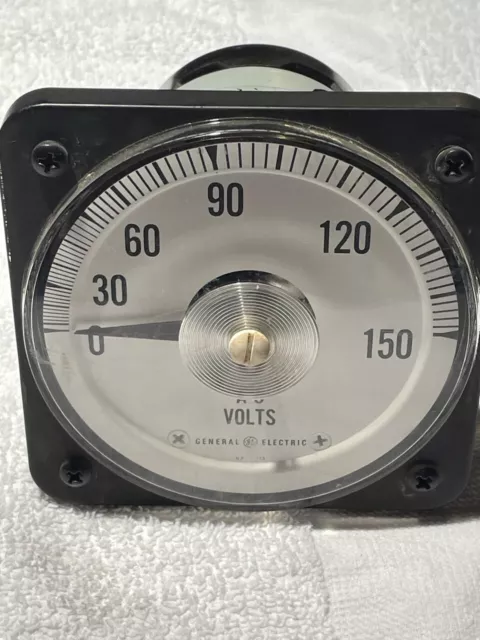 AB30 Vintage General Electric AC Volt Meter 1050311PZPZ2 0-150v