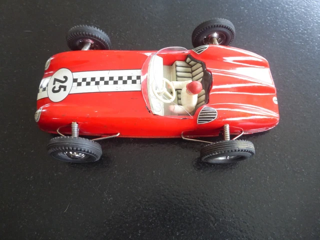 JOUSTRA - VOITURE De Course - Cij - Racing-Car EUR 145,00 - FR