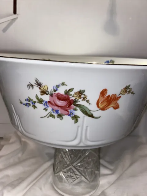 Graf Von Henneberg JLMENAU German Democratic Republic Floral Serving Bowl 10"