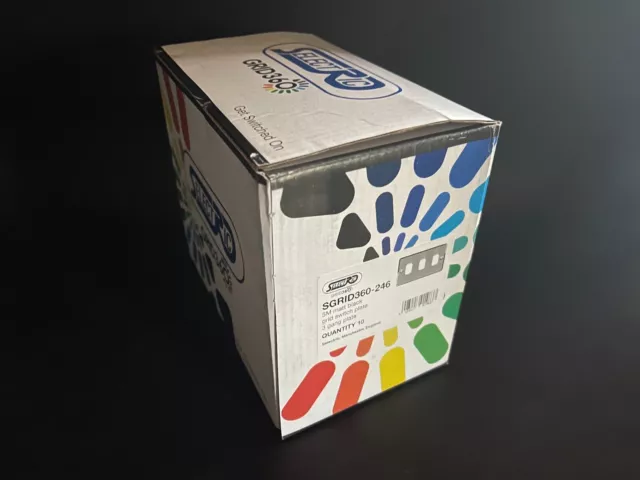 SELECTRIC SGRID360-246 Interruttore frontale 3 marce nero opaco - 10/Scatola (UK) JOBLOT