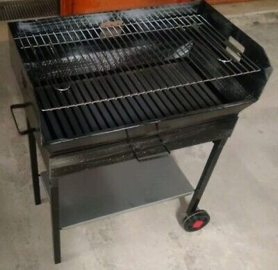 Artigianale BARBECUE A LEGNA FORNACETTA  PESANTE ARTIGIANALE CON GRIGLIA  e RUOTE 50x40 