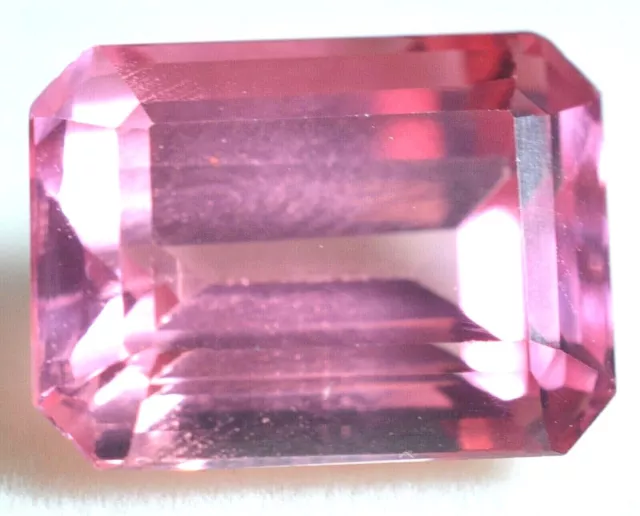 VVS Ceylan's 7.15 Ct Natural Padparadscha Sapphire Certified Loose Gemstone R282