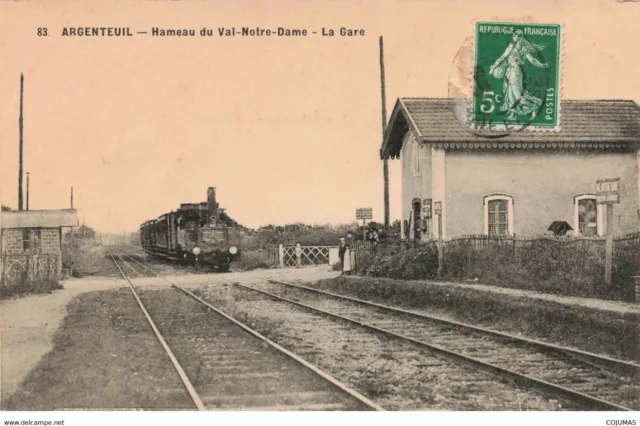 95 ARGENTEUIL _S02486_ Hameau du Val Notre Dame La Gare Train L3