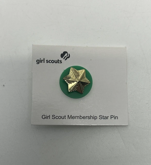 GIRL SCOUT MEMBERSHIP Star Pin GSA Gold Toned Vintage On Card Clutch
