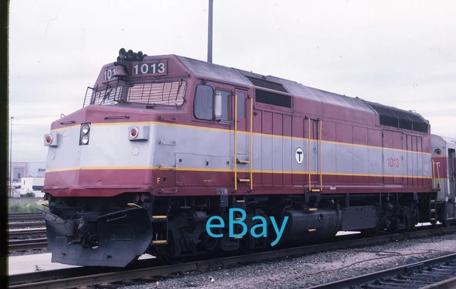 MASSACHUSETTS BAY TRANS. AUTHORITY MBTA F40PH #1013 Boston 1987 Railroad Slide