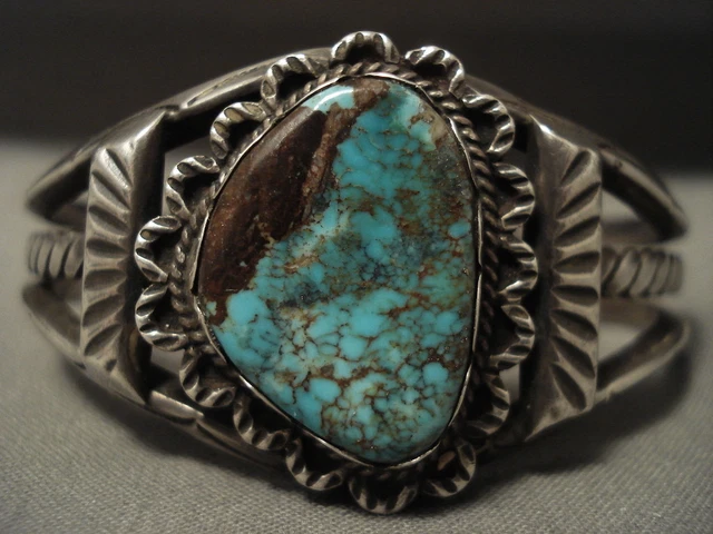 Museum Vintage Navajo Red Mountain Turquoise Native American Jewelry Silver Coiled Bracelet Museum Vintage Navajo Red Mountain Turquoise Native American Jewelry Silver Coiled Bracelet