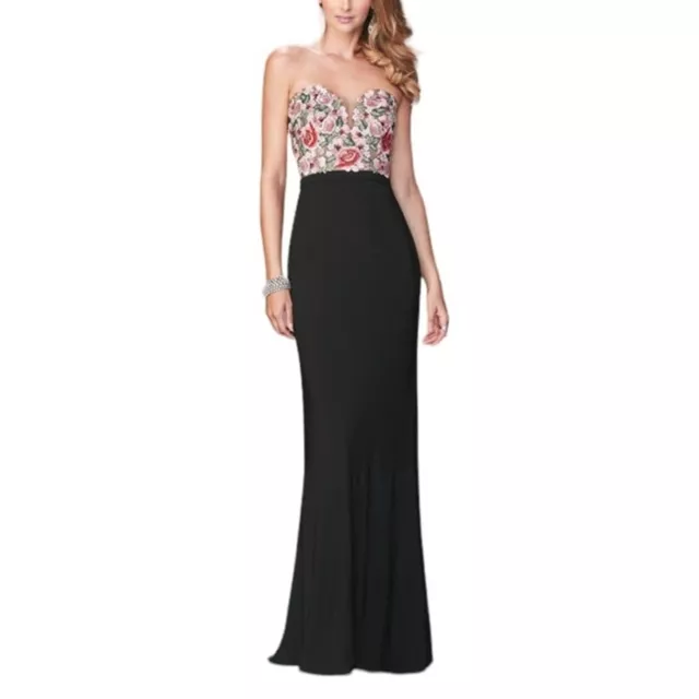 La Femme Black Floral Embroidered Lace Strapless Sweetheart Neckline Gown Size 8