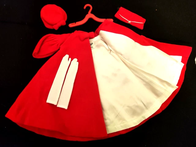Poupée mannequin MILY de GEGE + accessoires et dépliant