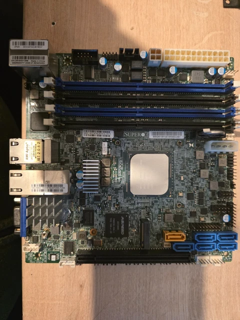 Supermicro X10SDD-F Con Intel Xeon D-1541 – Server Node 8 Core Con Vassoio E Scheda AOC-CGP-i2