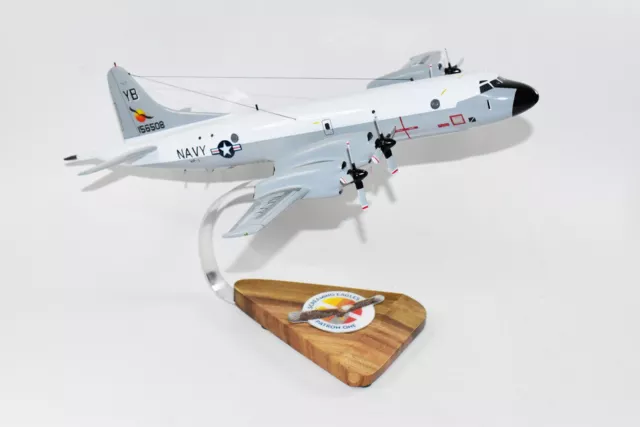 Lockheed Martin® P-3C Orion, VP-1 Screaming Eagles 156508 YB-1 18" Mahogany