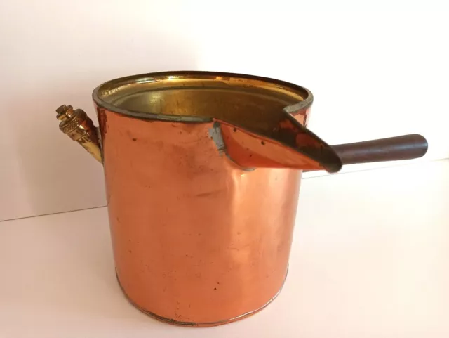 Ancien cuivre bain-marie cul de poule bec verseur avec soupape  XIXème réf 276