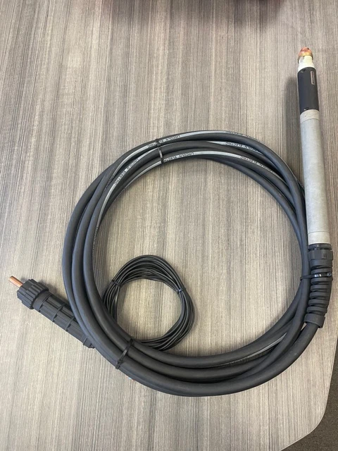 Lincoln Electric LC105M Torch for FlexCut 80 with Extra Box of Consumables