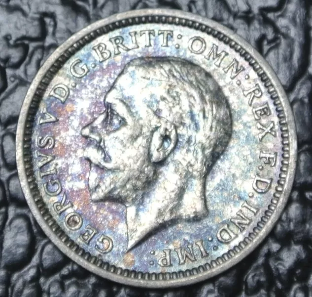 1934 GREAT BRITAIN - THREE PENCE - SILVER - George V - Nice Rainbow Toning