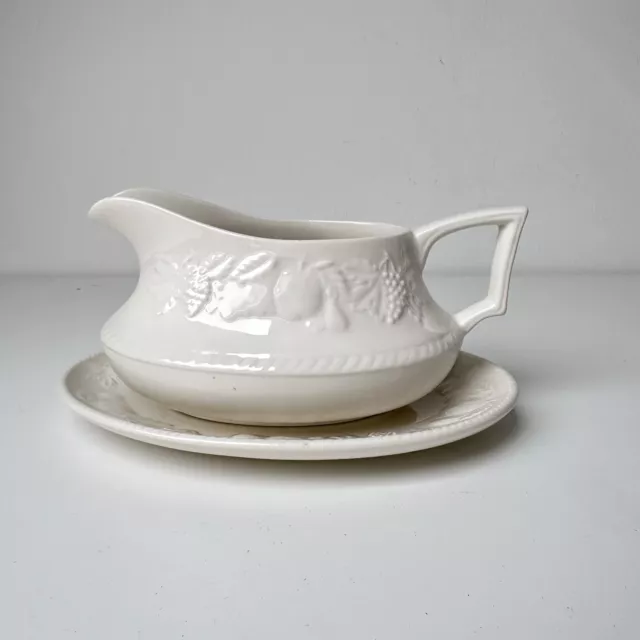 BHS Lincoln Tableware Ceramic Gravy Boat Fruit & Vine Pattern White Sauce Jug