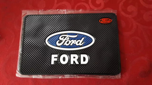 Ford Fiesta MK8 Einleger Mittelkonsole Schlüsselcover Matte