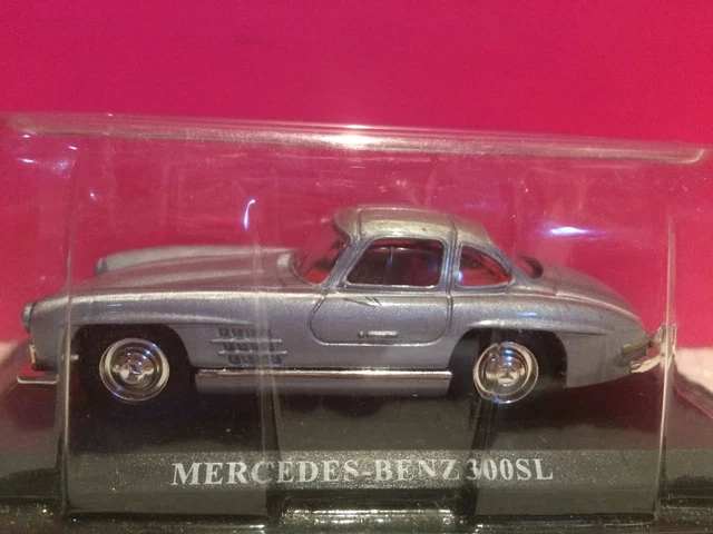 Porte-clés Mercedes Typographie AMG GT Carbone Liseré Jaune Mercedes-Benz B66953339 - Foto 2