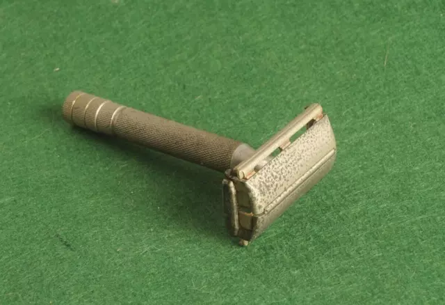 1952 Vintage Gillette Tech Safety Shave Razor