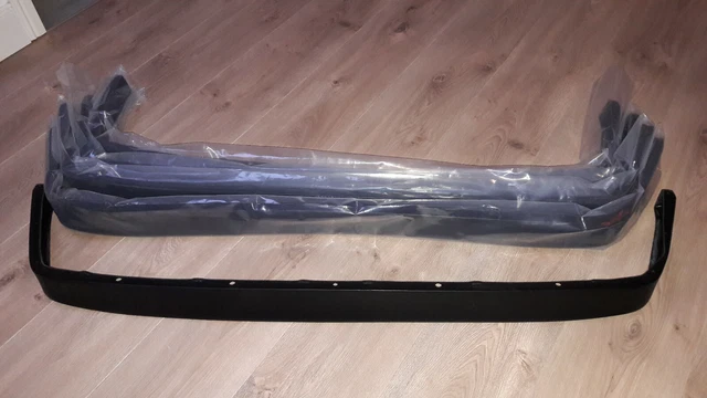 2 Basi Tonde In Plastica Nera Con Labbro 90 Mm Per Wargaming Warmachine