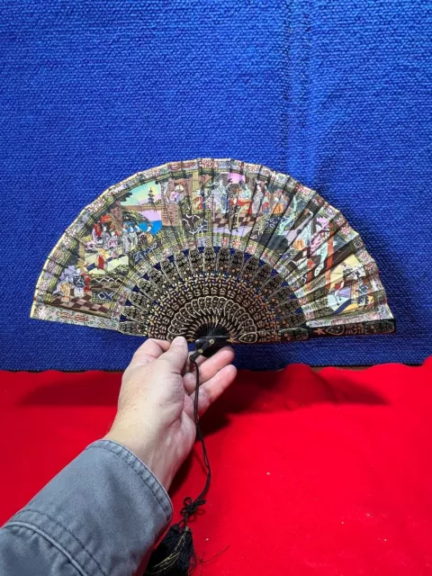 ‼️W😮W‼️  Beautiful *HAND PAINTED*  Oriental Hand Fan. AA-65