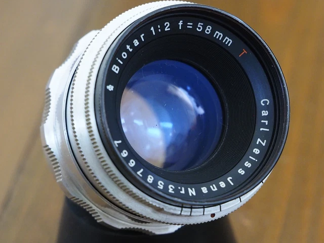 Carl Zeiss Jena Biotar 58mm f2 Lens red T conating EXA mount