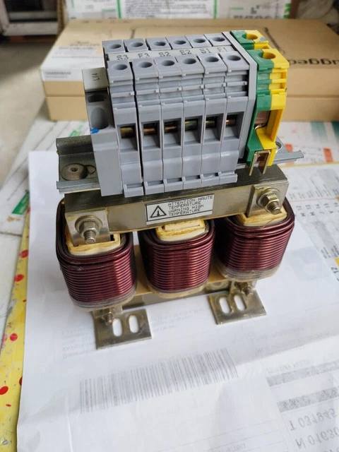 TeSys LE3D Démarreur étoile Triangle En Coffret 30kW Bobine 400Vca Schneider Le3d35v7