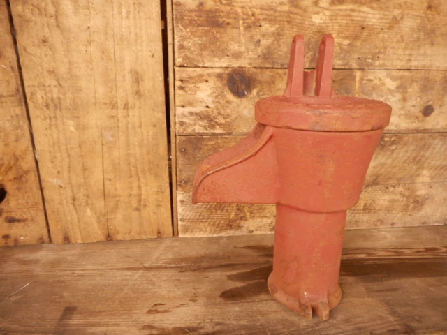 Cast Iron Hand Crank Well Pump Garden Decor Superior Wi Duplex Mfg Farmhouse