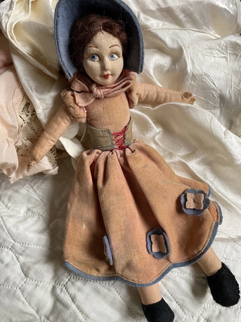 Vintage 1940's Norah Wellings Cloth Doll 14/36 cm